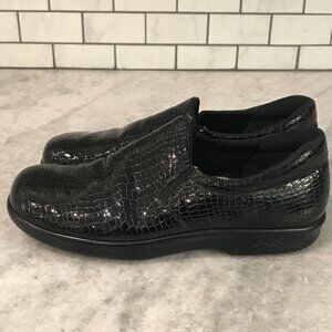 SAS Shoes Womens Size 9 Black Croc Embossed Slip On Comfort Loafers Casual